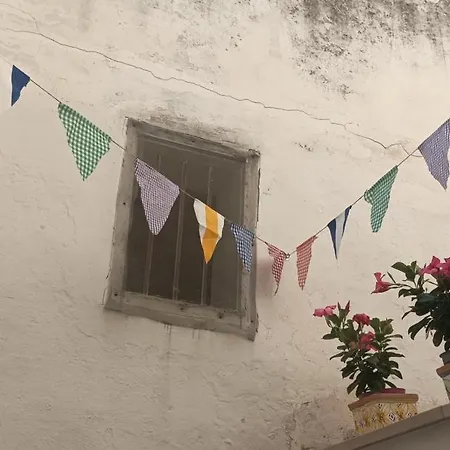 Disque Rouge Feriehus *